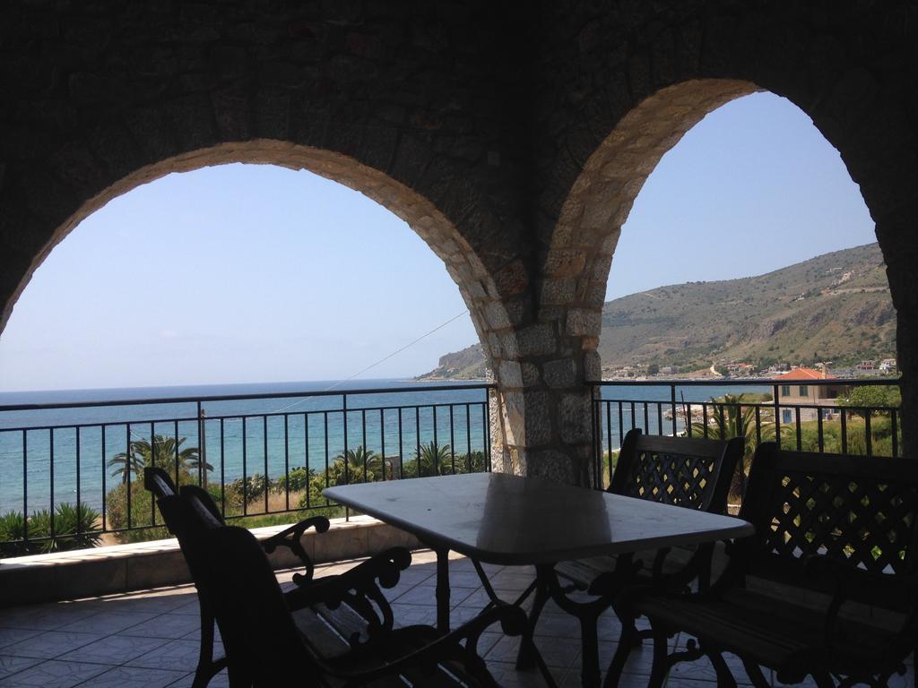 Néon Oítilon Las - Giannakakoy Traditional Stone Houses מראה חיצוני תמונה