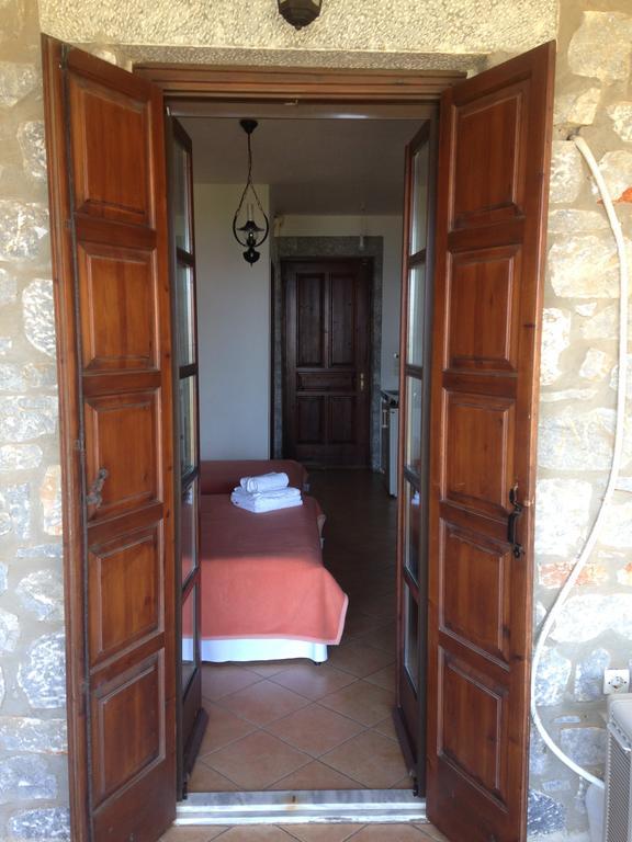 Néon Oítilon Las - Giannakakoy Traditional Stone Houses מראה חיצוני תמונה