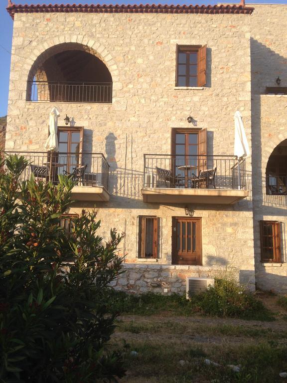 Néon Oítilon Las - Giannakakoy Traditional Stone Houses מראה חיצוני תמונה
