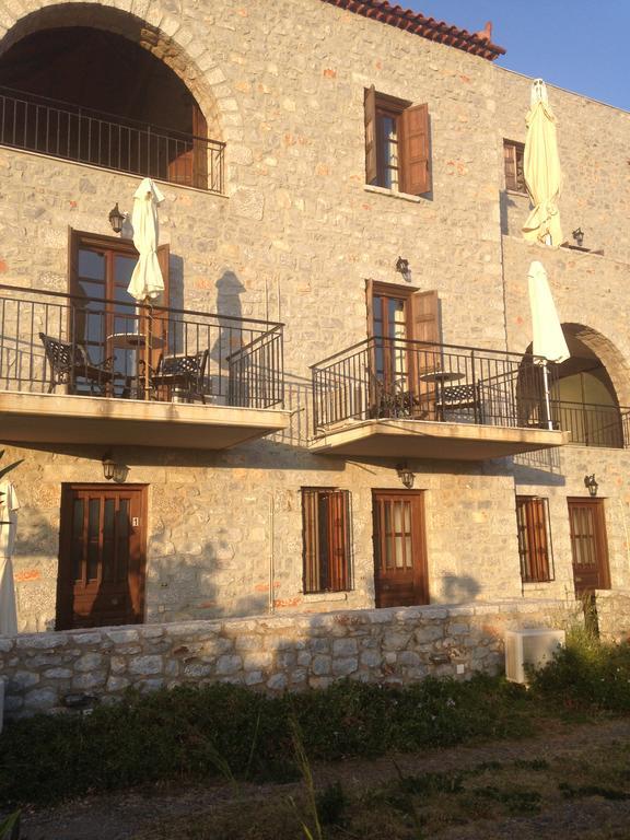 Néon Oítilon Las - Giannakakoy Traditional Stone Houses מראה חיצוני תמונה